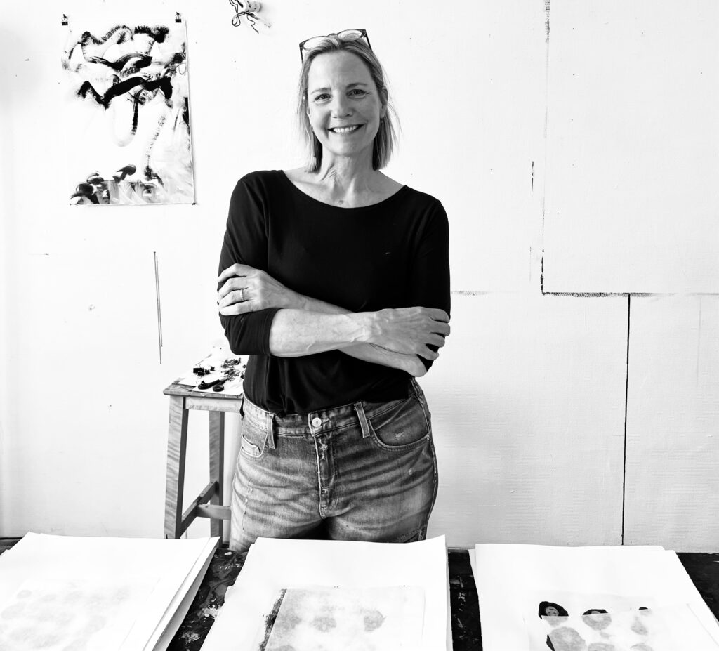 Seattle Art Source highlights artist Lynda Harwood Swenson,  April 2024