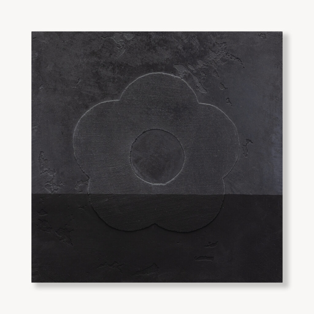 Black DBL Dip Flower Study