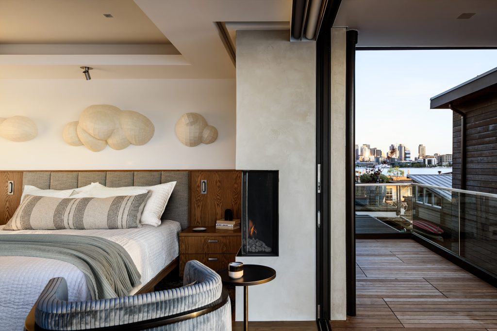 How to Incorporate Art Into Your Home: Color, Texture, Scale